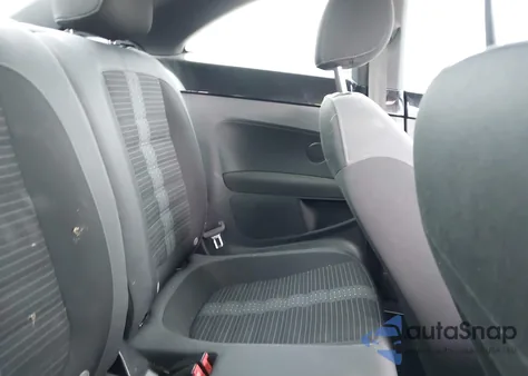 2014 Volkswagen Beetle 2.0T R-Line z USA, uszkodzony, nr VIN 3VW4S7AT3EM612708